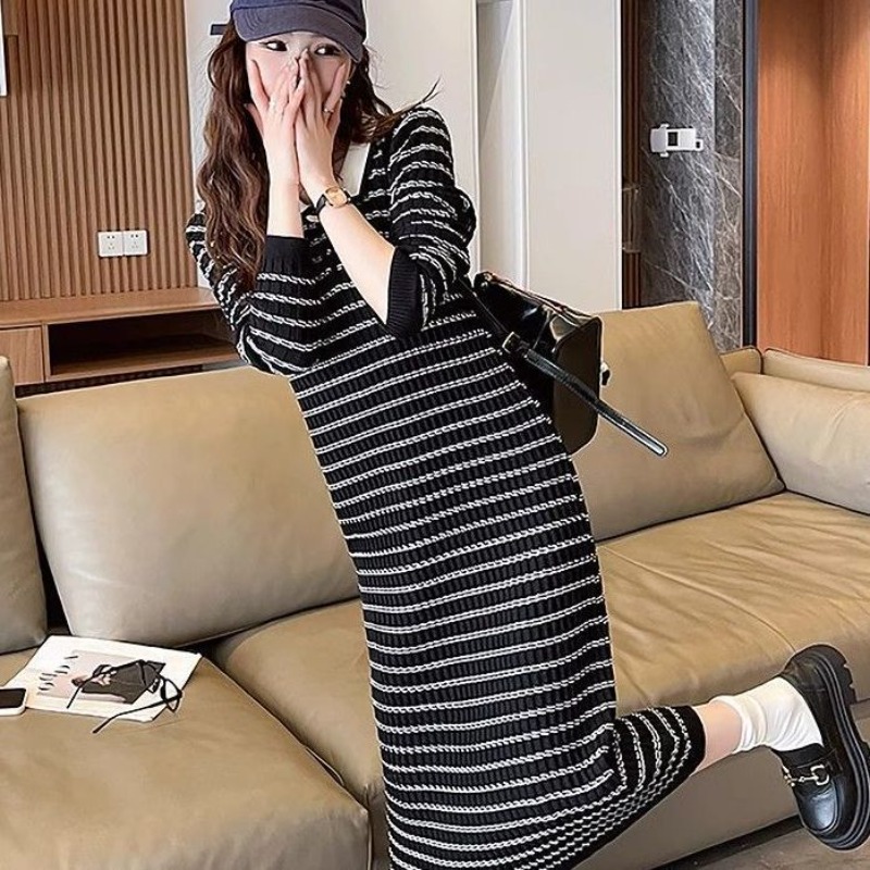 Stripe Apricot Woman Knitted D - огляд і ціна Winter Clothing On Sale